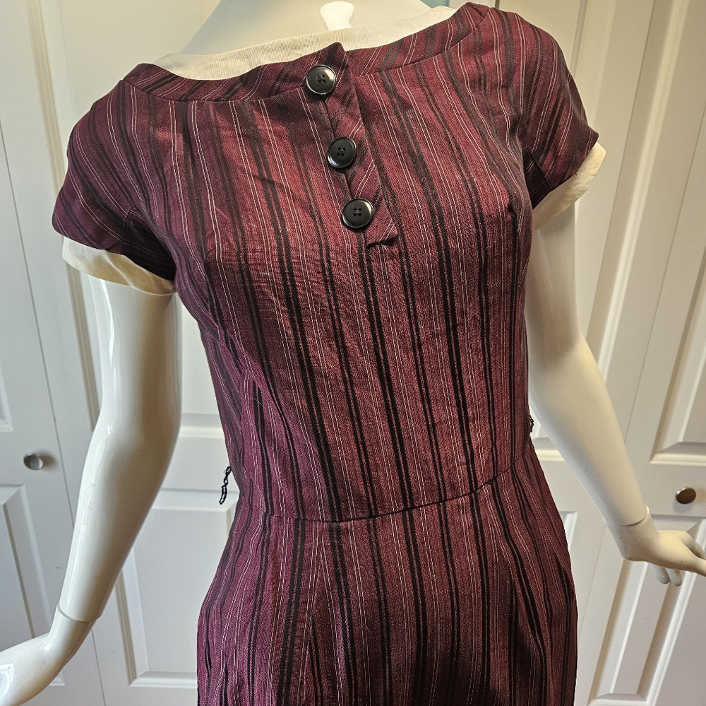 1950's vintage wiggle dress